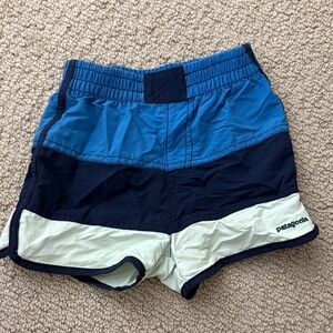 Patagonia kids shorts 5T